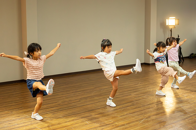 3歳から大人まで楽しめる ダンススクール